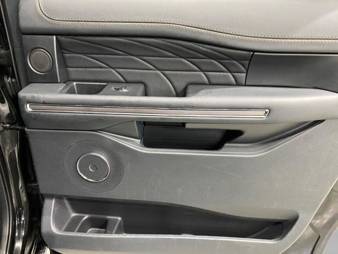 Used 2022 Ford Expedition Max Platinum image 29