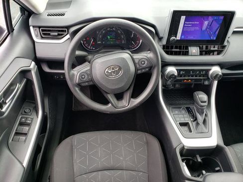 Used 2024 Toyota RAV4 XLE image 19