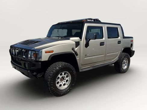Used 2005 HUMMER H2 SUT Sport Utility Pickup 4D w/ Preferred Equipment Group image 2