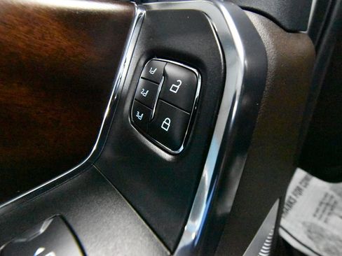 Used 2025 Ford F250 King Ranch w/ Chrome Package image 7