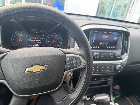 Used 2019 Chevrolet Colorado LT image 24