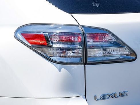 Used 2010 Lexus RX 350 2WD image 10