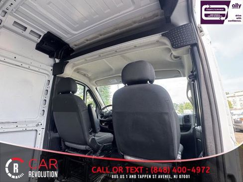 Used 2023 RAM ProMaster 3500 w/ Driver Convenience Group image 12
