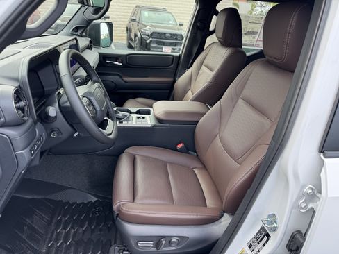 New 2027 Toyota Land Cruiser w/ Premium Package AWD/4WD image 2