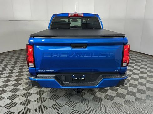 Used 2024 Chevrolet Colorado LT w/ LT Convenience Package II AWD/4WD image 9
