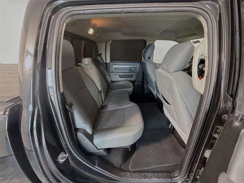 Used 2018 RAM 2500 Big Horn AWD/4WD image 18