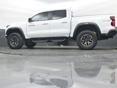 Certified 2023 Chevrolet Colorado ZR2 w/ ZR2 Convenience Package III image 31
