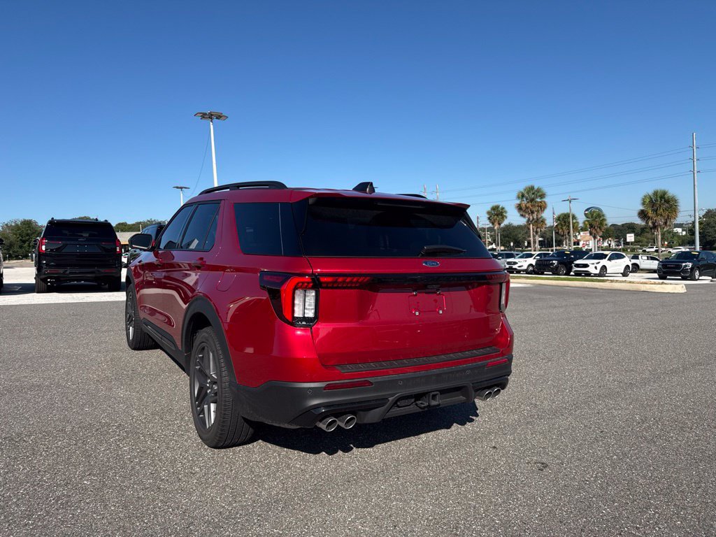 Used 2026 Ford Explorer ST RWD image 3