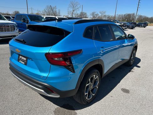 New 2026 Chevrolet Trax LT image 6