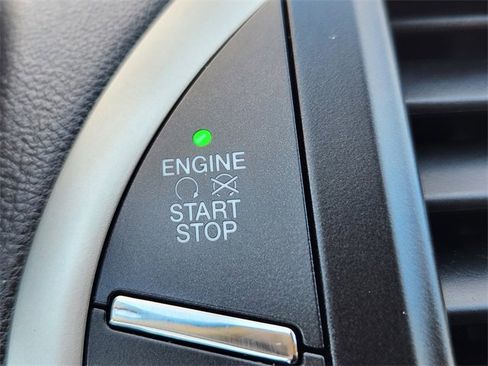 Used 2019 Lincoln MKC Reserve image 19