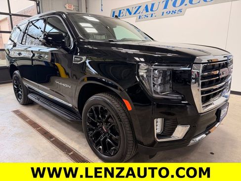 Used 2024 GMC Yukon SLT w/ SLT Premium Package AWD/4WD image 2