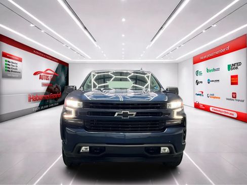 Used 2020 Chevrolet Silverado 1500 RST w/ Z71 Off-Road Package AWD/4WD image 2