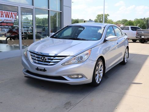 Used 2011 Hyundai Sonata Limited FWD image 6