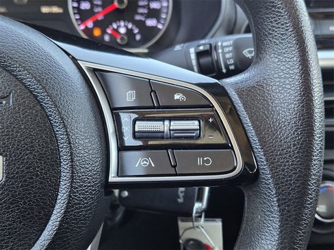 Certified 2024 Kia Forte LXS image 28