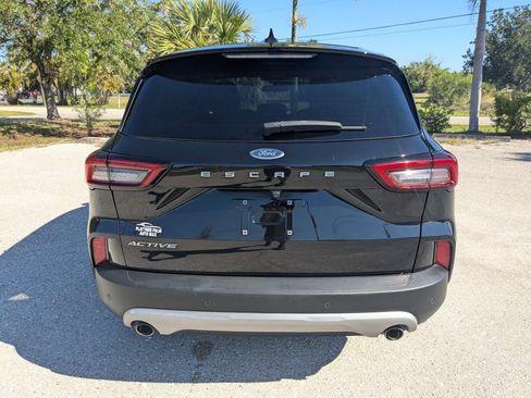 Used 2023 Ford Escape Active w/ Tech Pack #1 FWD image 5