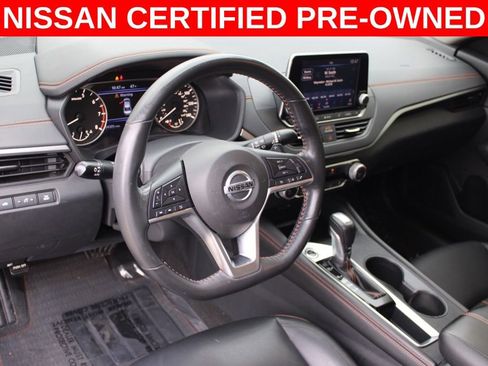 Certified 2022 Nissan Altima 2.5 SR image 17