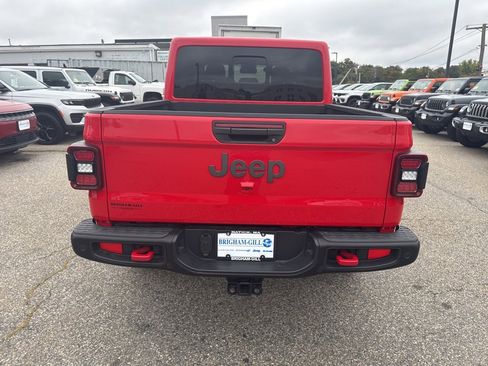Certified 2022 Jeep Gladiator Rubicon w/ LED Lighting Group image 18