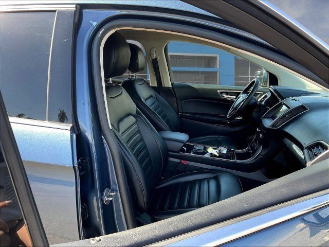 Used 2019 Ford Edge SEL w/ Equipment Group 201A FWD image 31