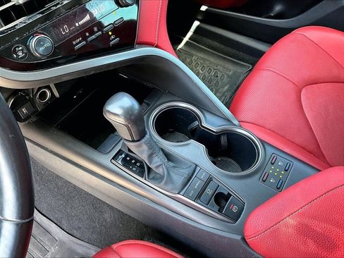 Used 2024 Toyota Camry XSE w/ Navigation Package FWD image 15