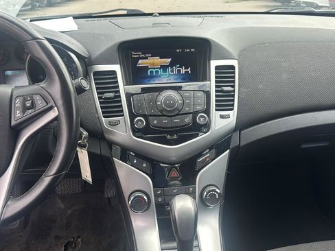 Used 2014 Chevrolet Cruze LT FWD image 10