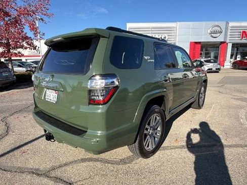 Used 2022 Toyota 4Runner TRD Sport w/ Technology Package image 4