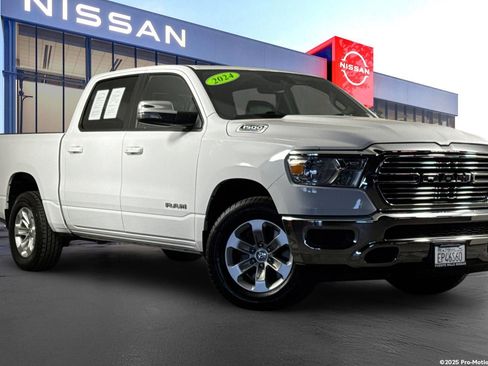 Used 2024 RAM 1500 Laramie AWD/4WD image 1