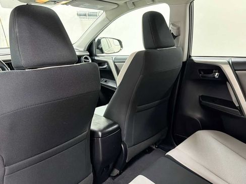 Used 2016 Toyota RAV4 XLE w/ Protection Package AWD/4WD image 25