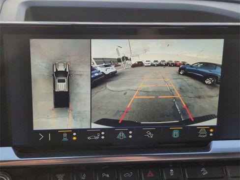 Used 2024 Chevrolet Silverado 2500 LT image 14