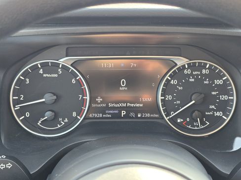 Used 2024 Nissan Rogue SV image 34