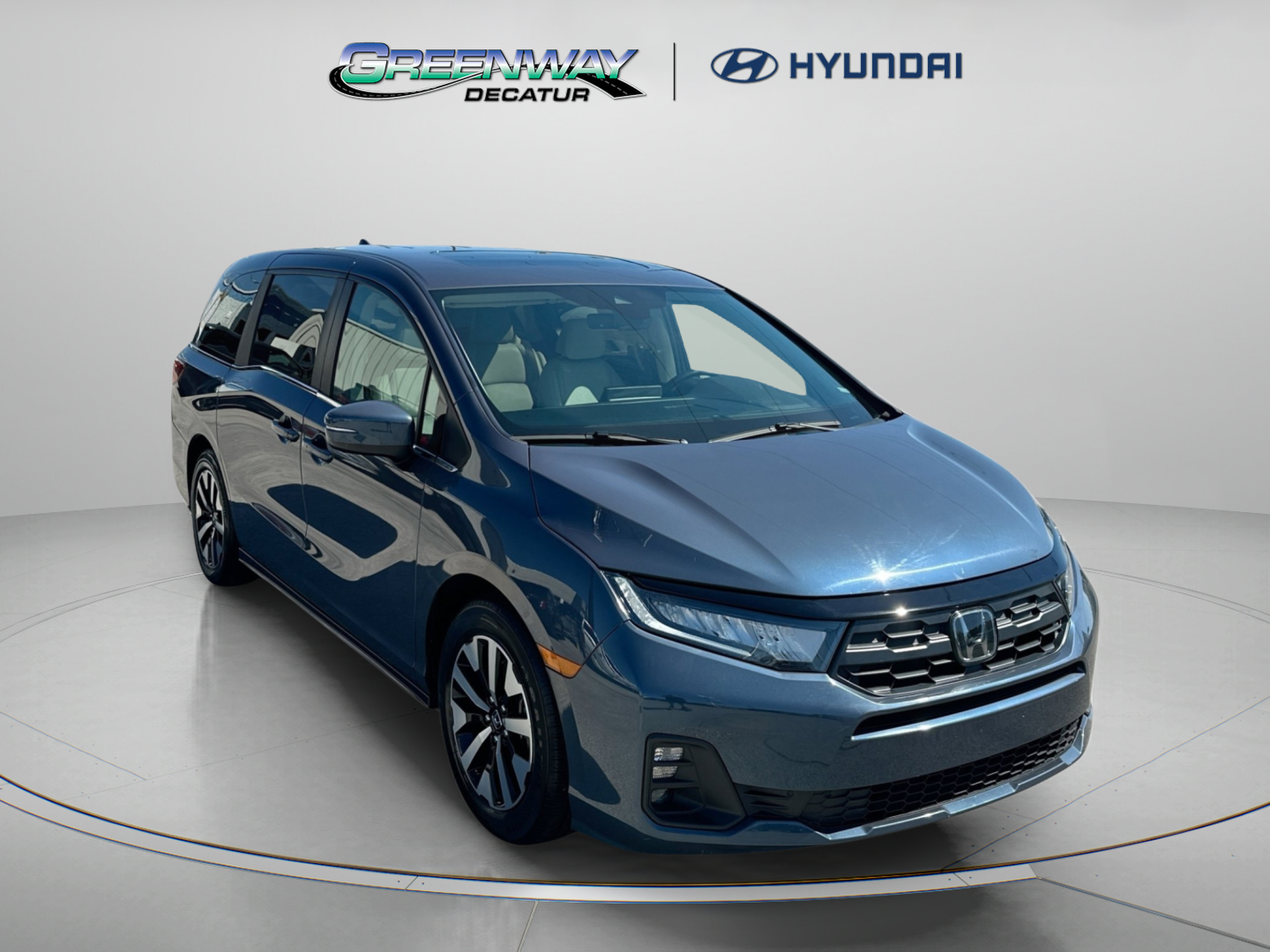 Used 2025 Honda Odyssey EX-L image 2