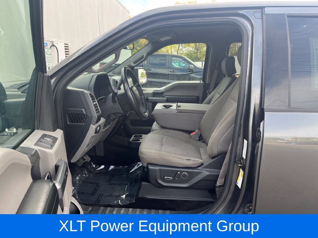 Used 2018 Ford F150 XLT w/ Equipment Group 302A Luxury AWD/4WD image 11