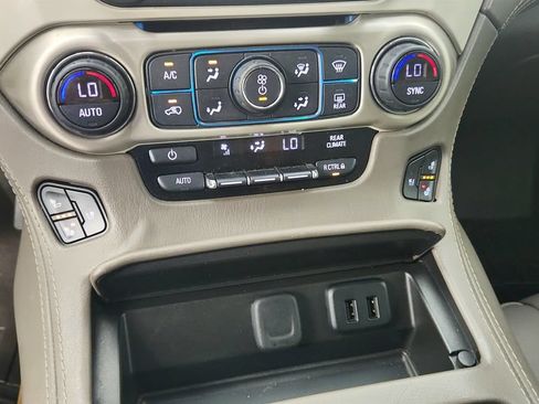 Used 2017 GMC Yukon Denali w/ Open Road Package RWD image 19