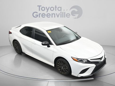 Used 2018 Toyota Camry SE FWD image 20