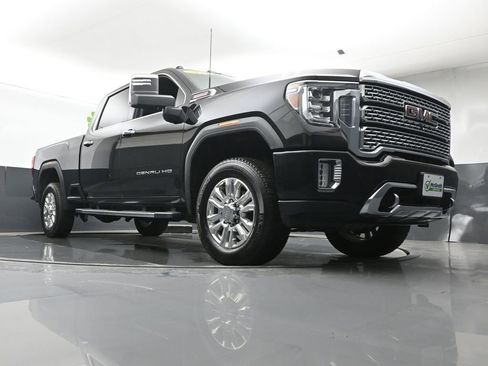 Used 2020 GMC Sierra 2500 Denali w/ Denali Ultimate Package image 25