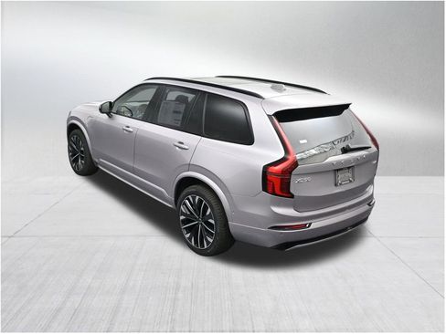 New 2026 Volvo XC90 T8 Ultra AWD/4WD image 15