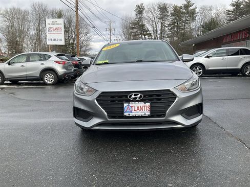 Used 2021 Hyundai Accent SE image 2