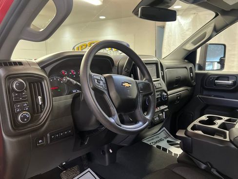 Used 2024 Chevrolet Silverado 2500 Custom w/ Custom Value Package image 25