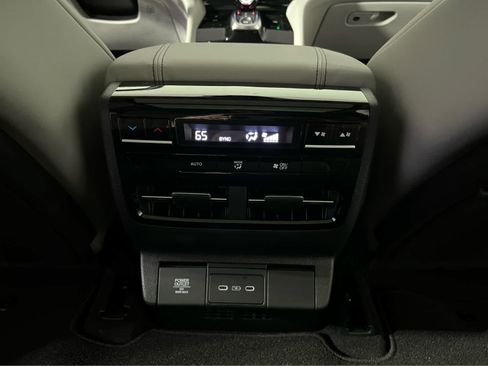 New 2026 Acura MDX w/ Technology Package AWD/4WD image 8