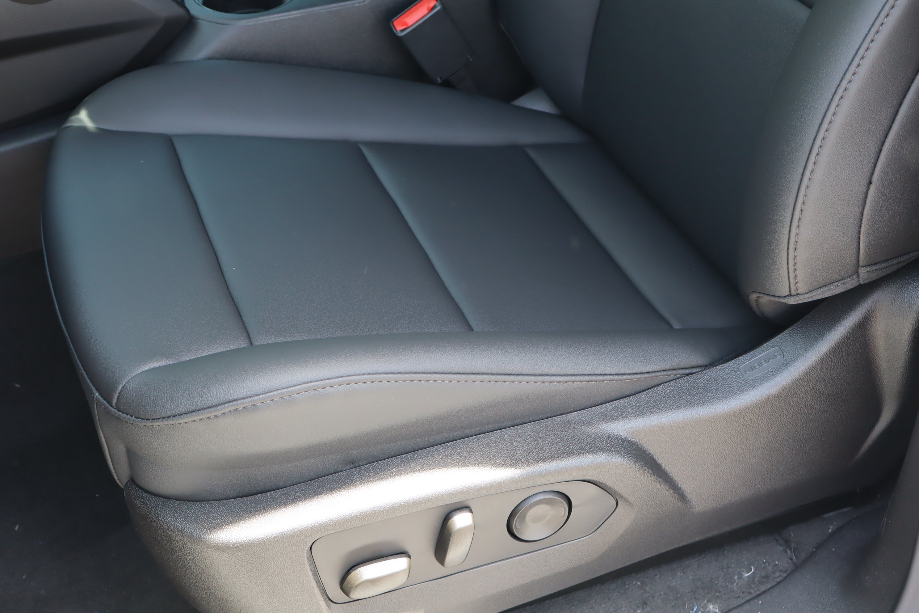 New 2026 Chevrolet Colorado Trail Boss AWD/4WD image 13