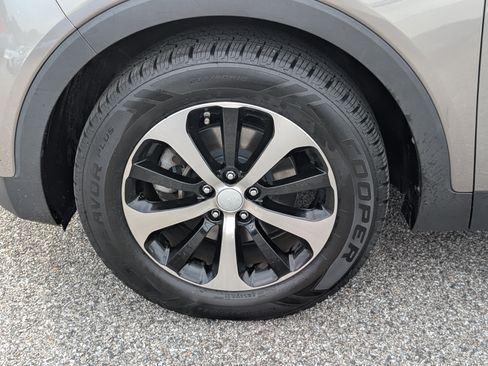 Used 2016 Kia Sorento EX AWD/4WD image 10