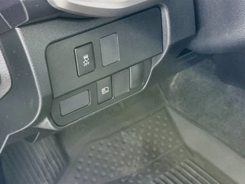 Certified 2022 Toyota Tacoma SR5 RWD image 7