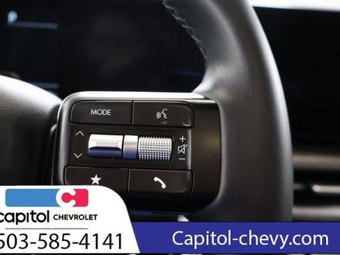 Used 2025 Hyundai Santa Fe XRT image 23