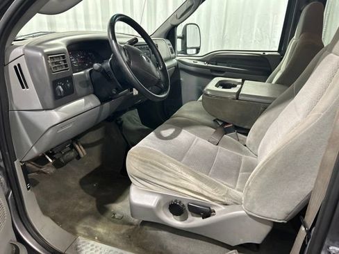 Used 2004 Ford F250 XLT AWD/4WD image 10