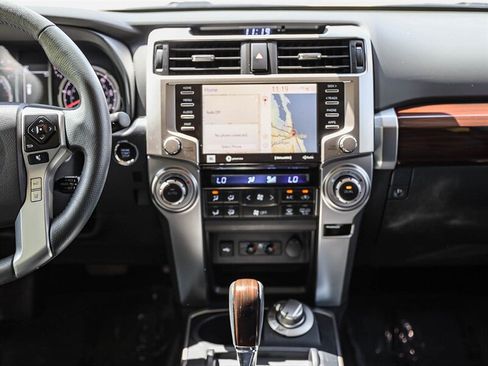 Used 2022 Toyota 4Runner Limited AWD/4WD image 18