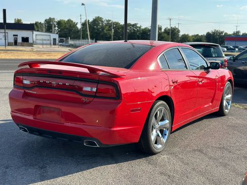 Used 2014 Dodge Charger R/T RWD image 6
