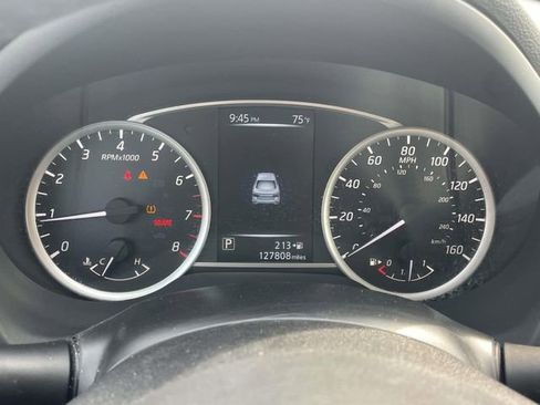 Used 2017 Nissan Sentra SV image 14