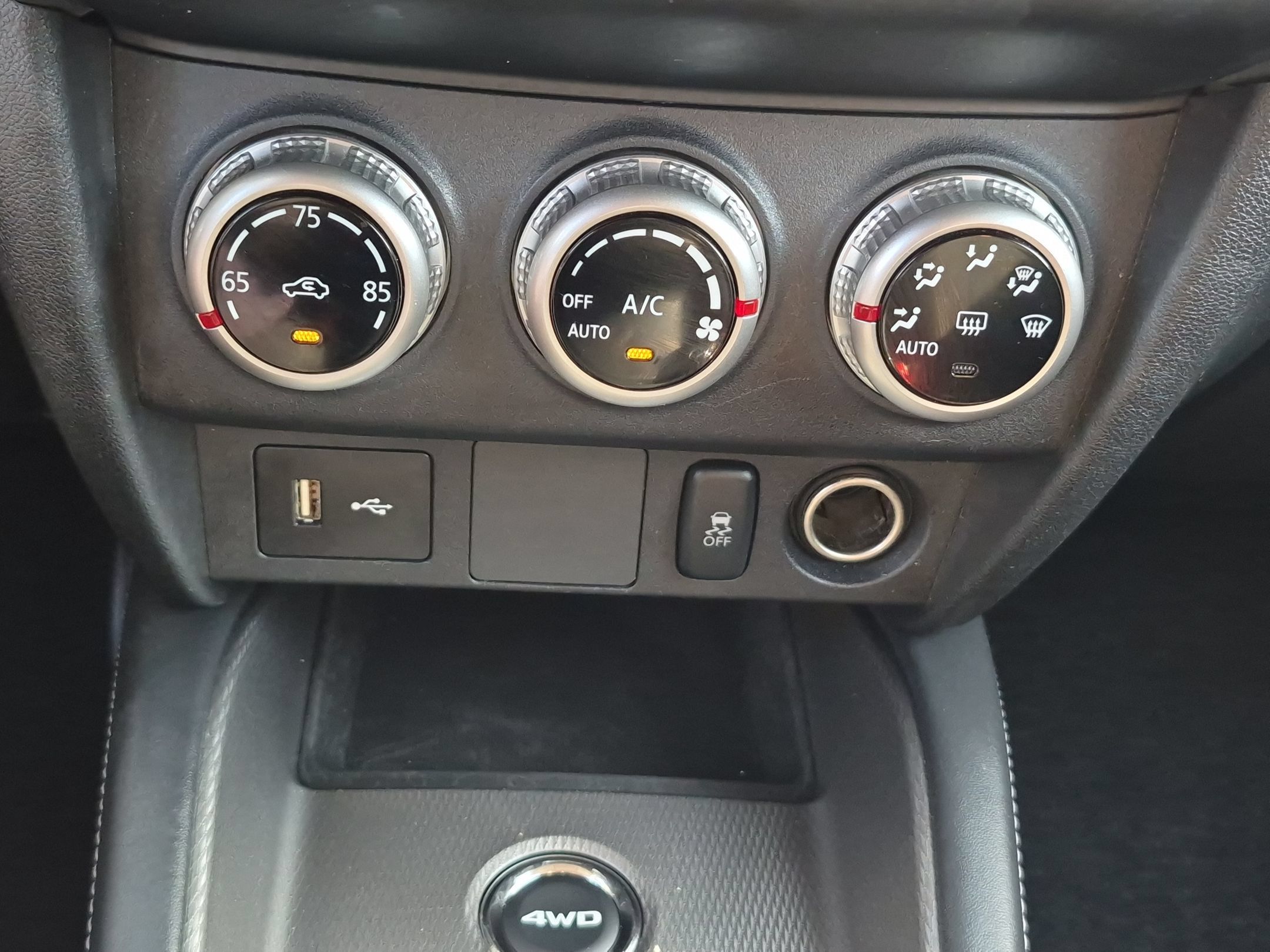 Used 2025 Mitsubishi Outlander Sport ES AWD/4WD image 21