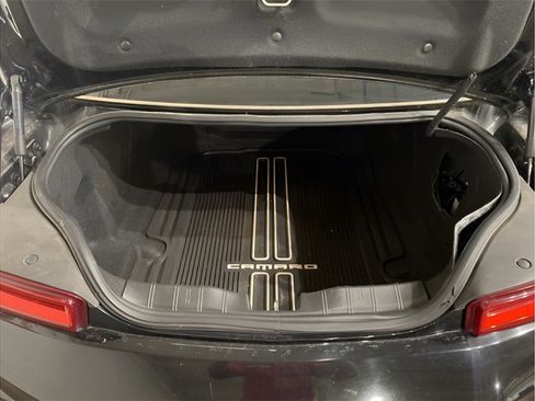 Used 2017 Chevrolet Camaro LT w/ RS Package image 5