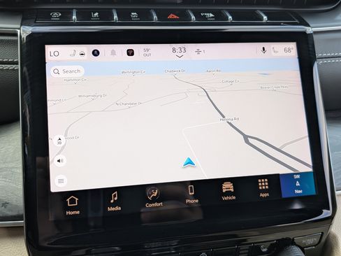 Used 2025 Jeep Grand Cherokee Limited image 27