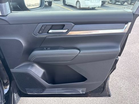 New 2027 GMC Terrain Elevation w/ Technology Package II AWD/4WD image 34
